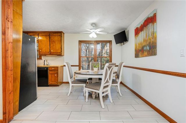 115 Creekview Drive, Woodstock, GA 30188