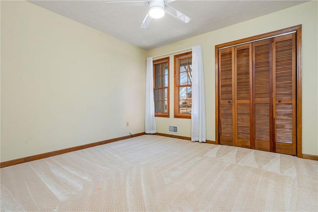 115 Creekview Drive, Woodstock, GA 30188