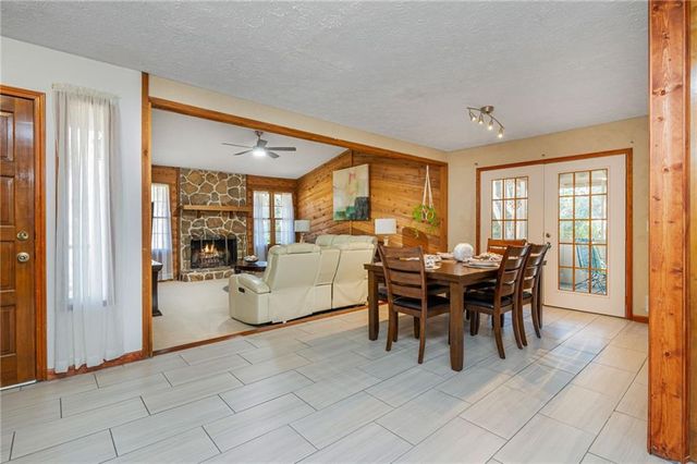 115 Creekview Drive, Woodstock, GA 30188