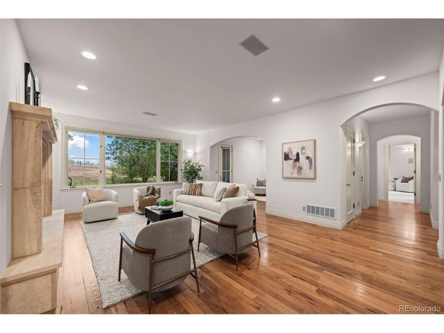 145 Brittany Ln, Lafayette, CO 80026
