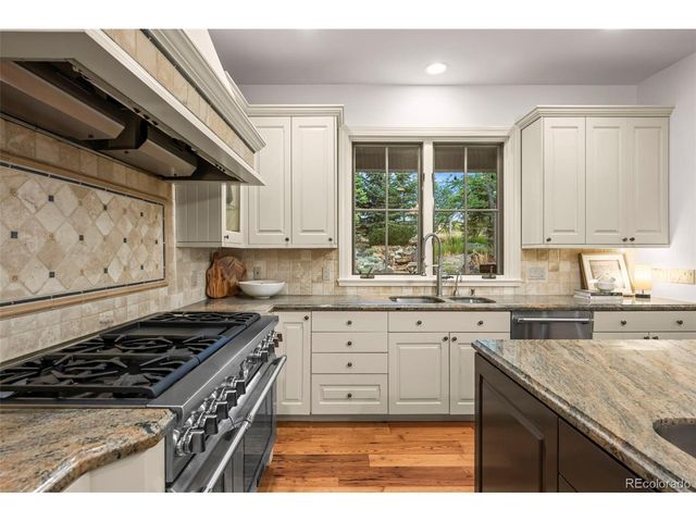 145 Brittany Ln, Lafayette, CO 80026