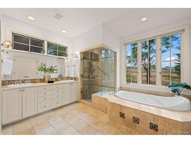 145 Brittany Ln, Lafayette, CO 80026