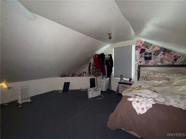 84 East End Avenue, Buffalo, NY 14225