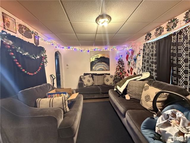 84 East End Avenue, Buffalo, NY 14225