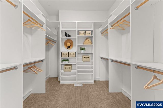 3252 Mt Kuebler Dr S, Salem, OR 97302