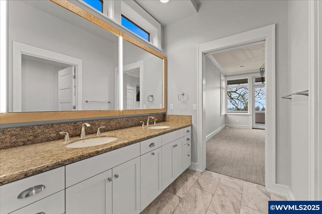 3252 Mt Kuebler Dr S, Salem, OR 97302