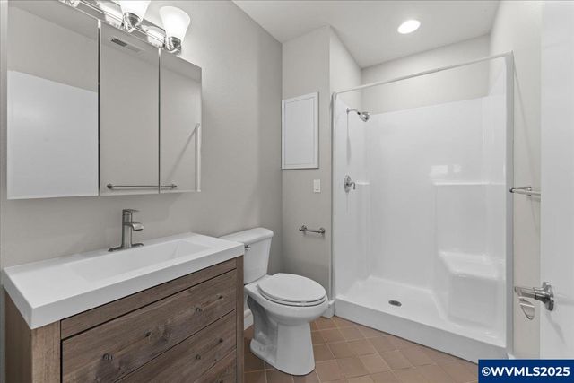 3252 Mt Kuebler Dr S, Salem, OR 97302