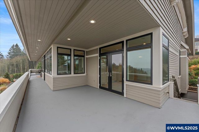 3252 Mt Kuebler Dr S, Salem, OR 97302