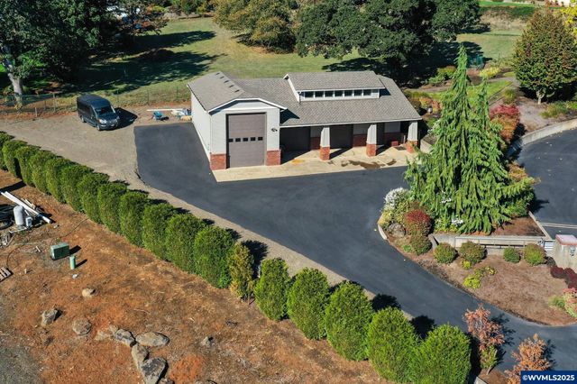 3252 Mt Kuebler Dr S, Salem, OR 97302