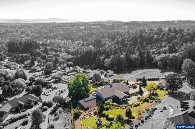 3252 Mt Kuebler Dr S, Salem, OR 97302