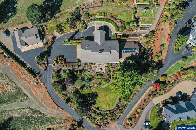 3252 Mt Kuebler Dr S, Salem, OR 97302