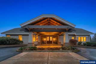 3252 Mt Kuebler Dr S, Salem, OR 97302