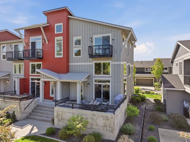 2211 W Bridge Ave, Spokane, WA 99201