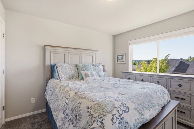 2211 W Bridge Ave, Spokane, WA 99201