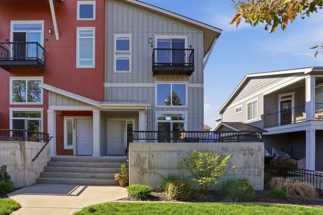 2211 W Bridge Ave, Spokane, WA 99201