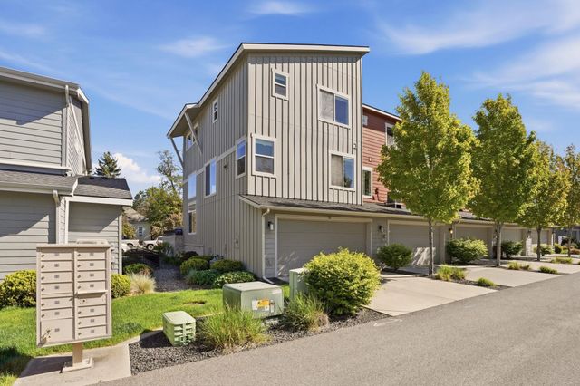 2211 W Bridge Ave, Spokane, WA 99201