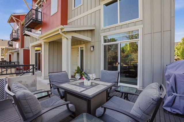 2211 W Bridge Ave, Spokane, WA 99201