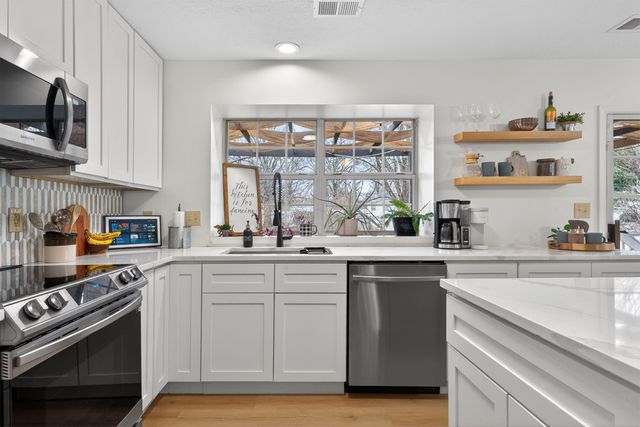 2324 Liberty Station Court, Lexington, KY 40509