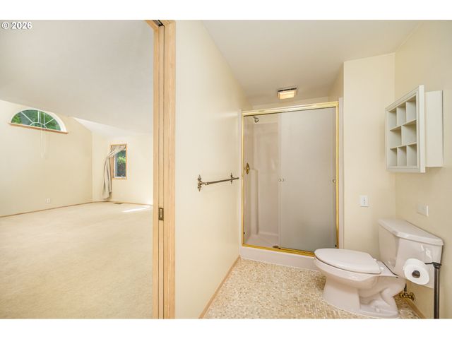 1625 VICTORIAN Way, Eugene, OR 97401