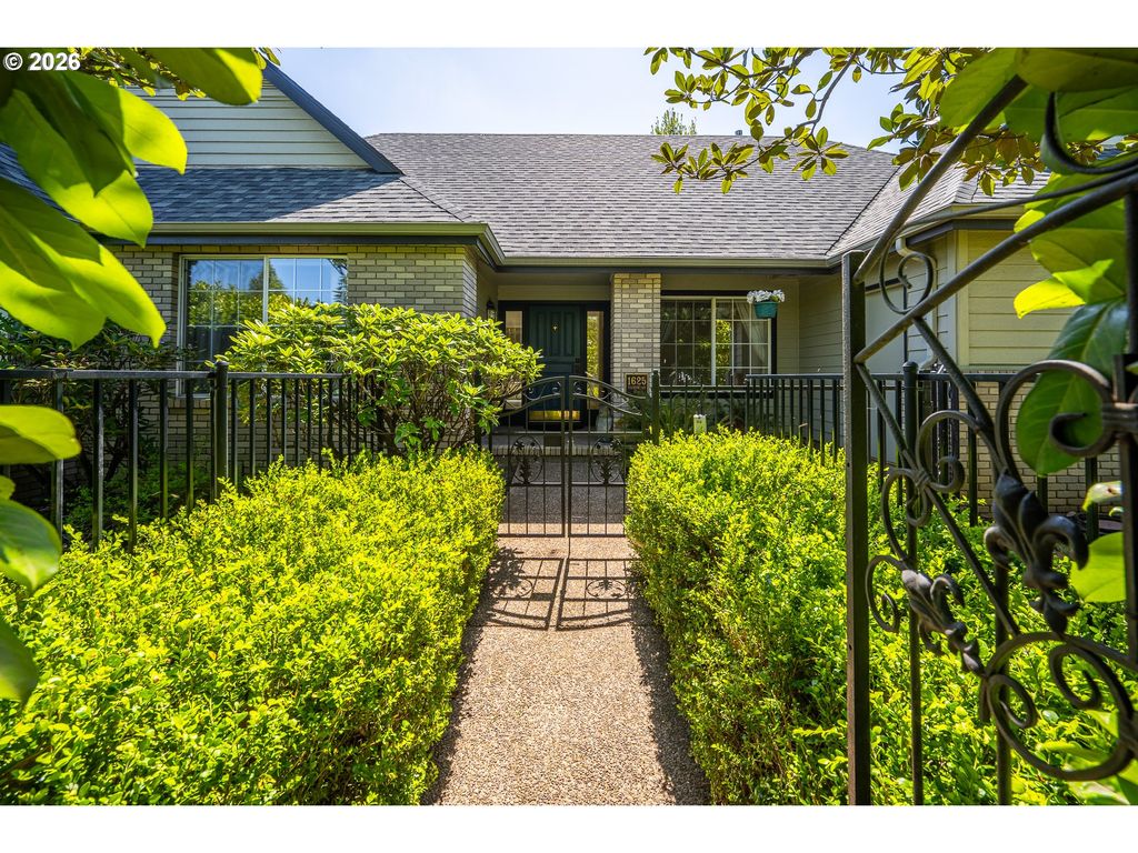 1625 VICTORIAN Way, Eugene, OR 97401