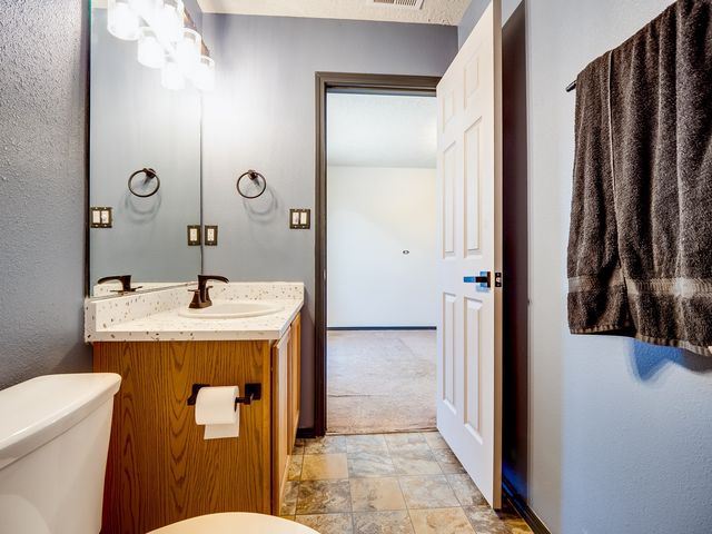5239 Via Del Cielo Lane, Santa Fe, NM 87507