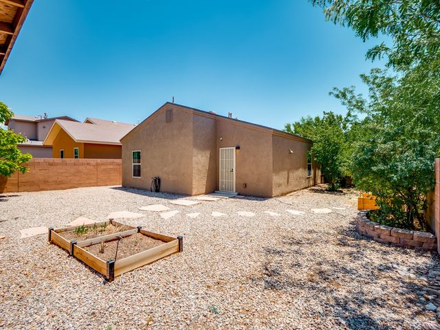 5239 Via Del Cielo Lane, Santa Fe, NM 87507