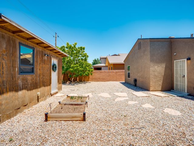 5239 Via Del Cielo Lane, Santa Fe, NM 87507