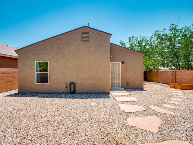 5239 Via Del Cielo Lane, Santa Fe, NM 87507