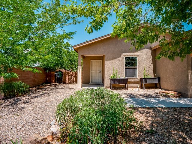 5239 Via Del Cielo Lane, Santa Fe, NM 87507