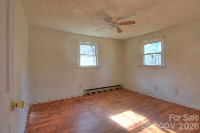 408 S Jackson Avenue, Waxhaw, NC 28173