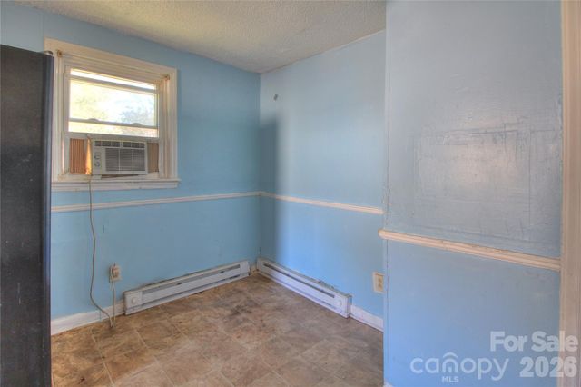 408 S Jackson Avenue, Waxhaw, NC 28173