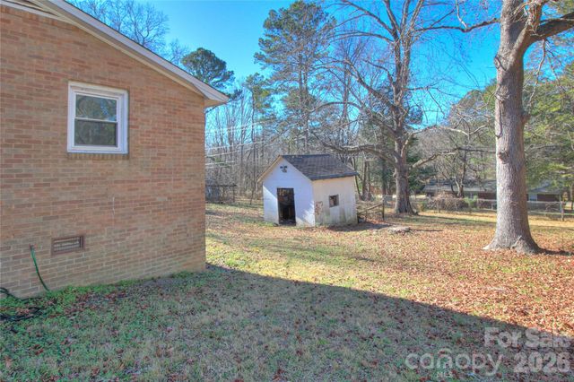 408 S Jackson Avenue, Waxhaw, NC 28173