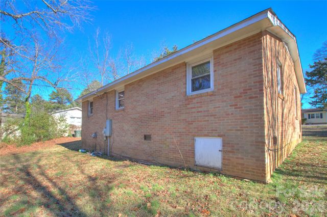 408 S Jackson Avenue, Waxhaw, NC 28173