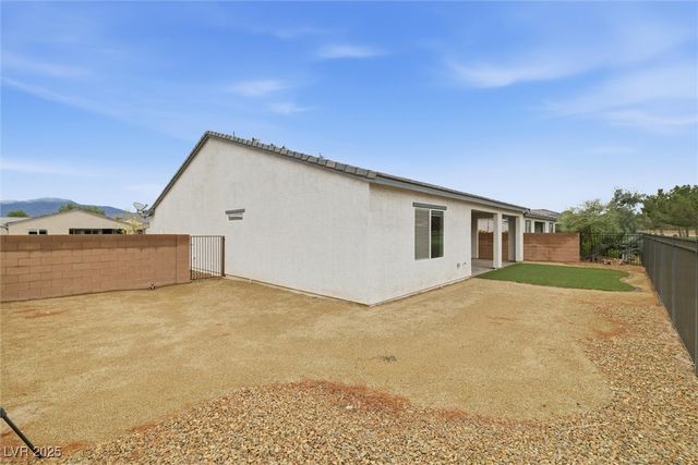 4405 East Tumble Brook Court, Pahrump, NV 89061