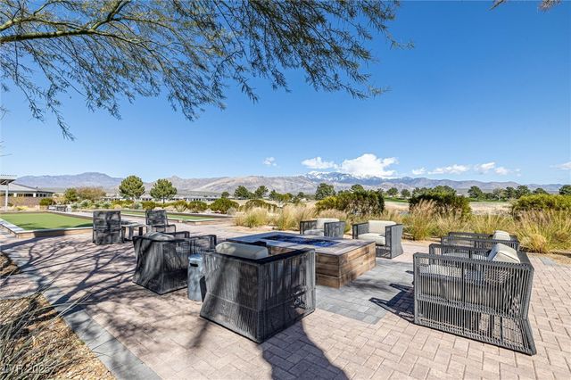 4405 East Tumble Brook Court, Pahrump, NV 89061