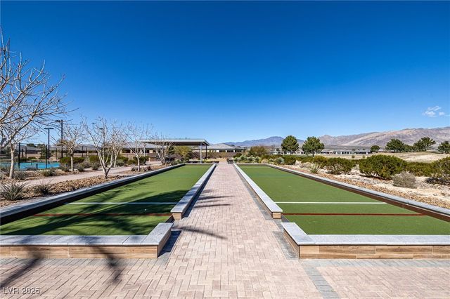 4405 East Tumble Brook Court, Pahrump, NV 89061