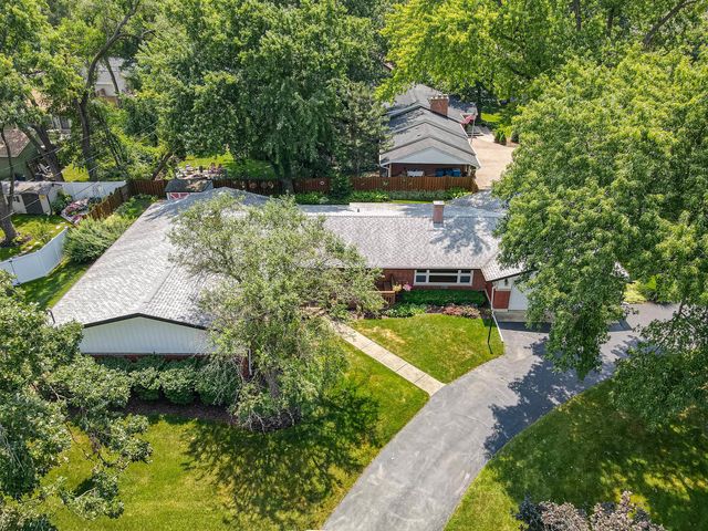 12501 S 74th Avenue, Palos Heights, IL 60463