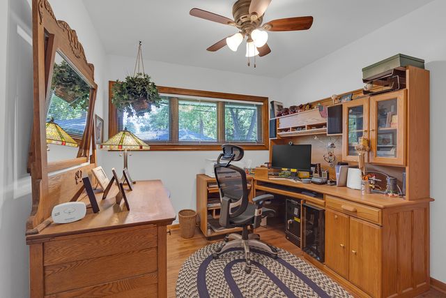 12501 S 74th Avenue, Palos Heights, IL 60463