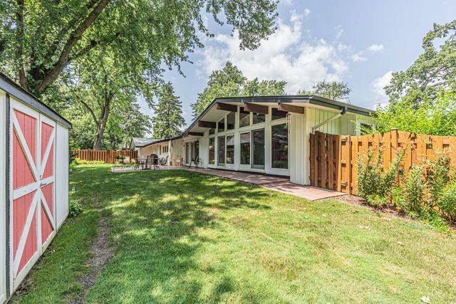 12501 S 74th Avenue, Palos Heights, IL 60463