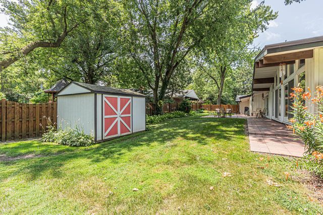 12501 S 74th Avenue, Palos Heights, IL 60463