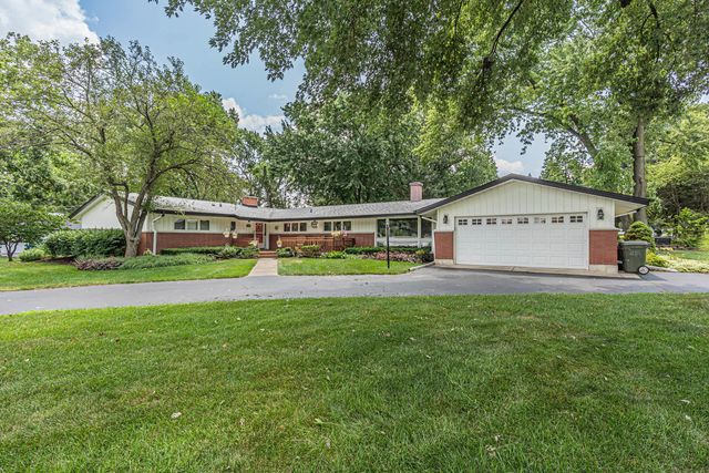 12501 S 74th Avenue, Palos Heights, IL 60463