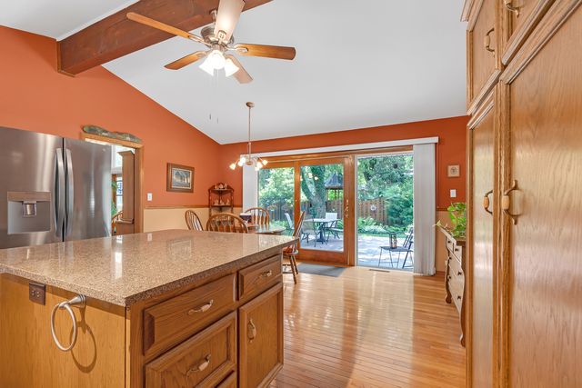 12501 S 74th Avenue, Palos Heights, IL 60463