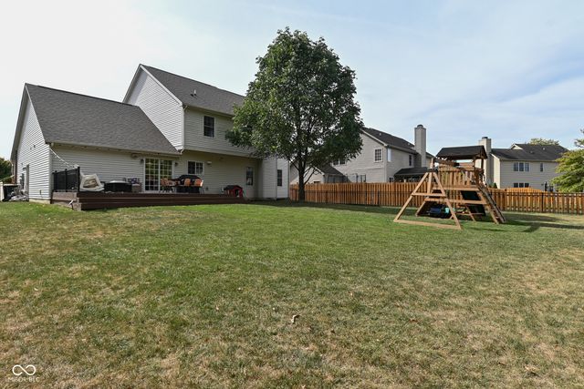 8988 Hearthstone Drive, Zionsville, IN 46077