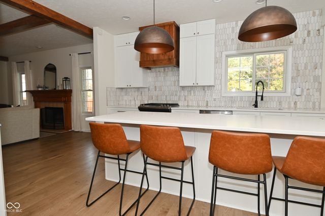 8988 Hearthstone Drive, Zionsville, IN 46077