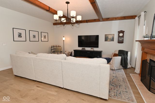 8988 Hearthstone Drive, Zionsville, IN 46077