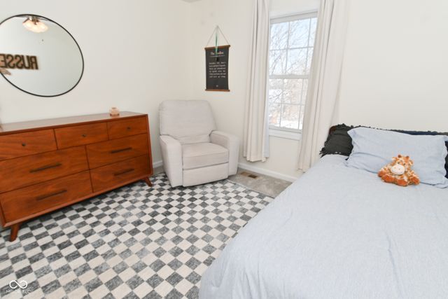 8988 Hearthstone Drive, Zionsville, IN 46077