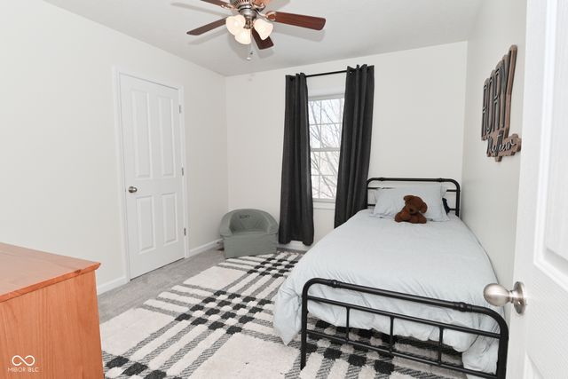 8988 Hearthstone Drive, Zionsville, IN 46077