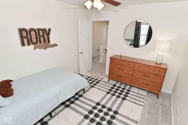 8988 Hearthstone Drive, Zionsville, IN 46077