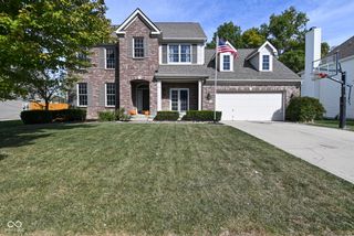 8988 Hearthstone Drive, Zionsville, IN 46077