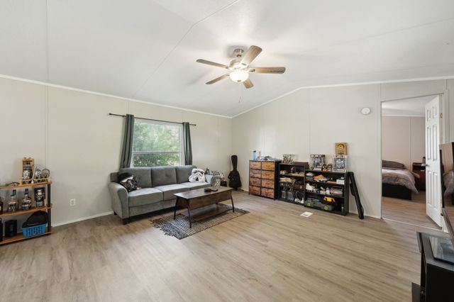 3719 Hedge Row Street, Granbury, TX 76048